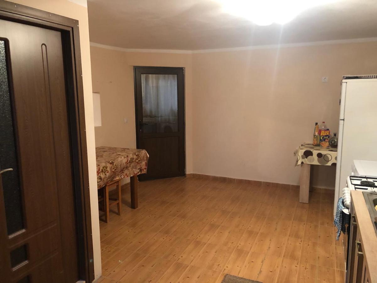 Cabana Vlad 1 Piatra Fantanele Εξωτερικό φωτογραφία