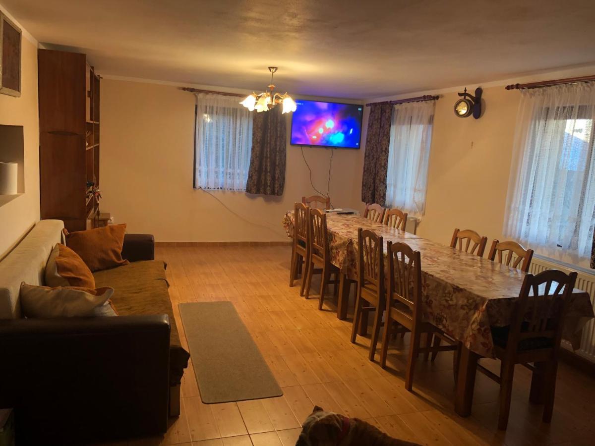 Cabana Vlad 1 Piatra Fantanele Εξωτερικό φωτογραφία